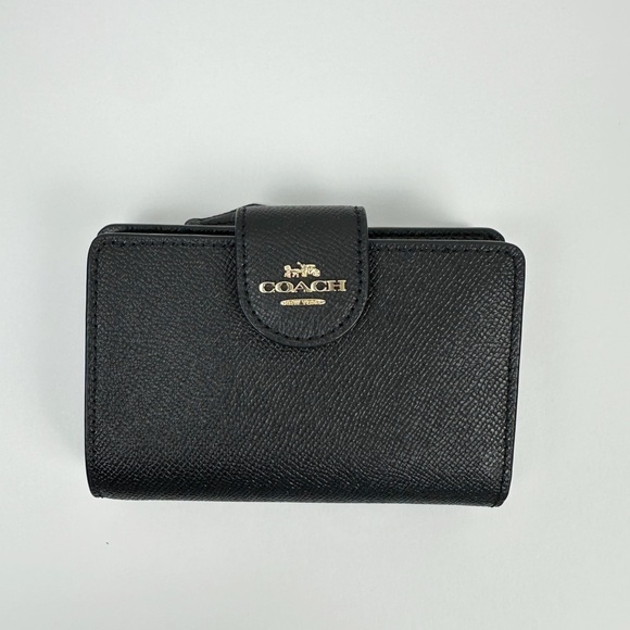 Coach Handbags - 🏷️SOLD Coach Medium Corner Zip Wallet in Black Crossgrain Leather